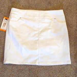 S.C.&CO Skort White size XXL